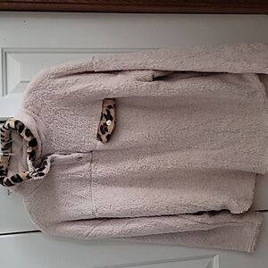 Small super soft pullover Boutique (no name)